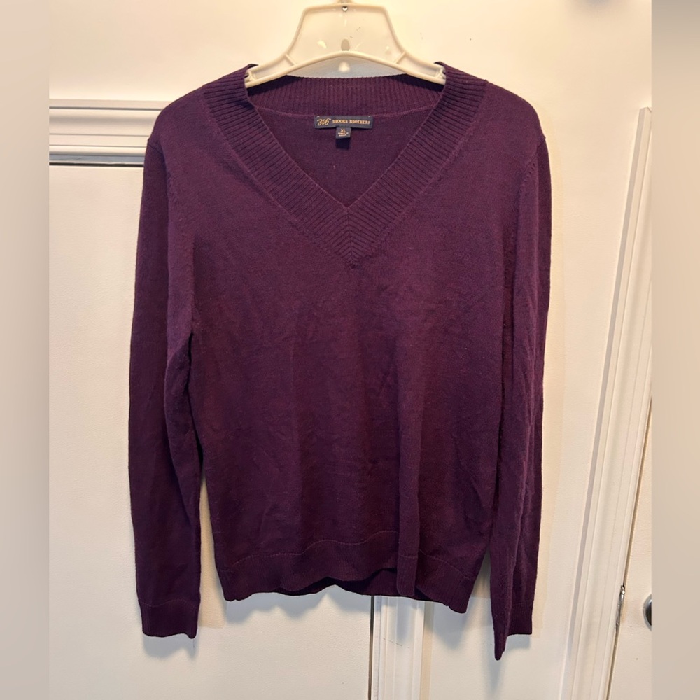 Brooks Brothers 346 100% Merino Wool Sweater Mens XL Purple V-Neck